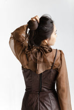 Load image into Gallery viewer, The Cindy Blouse | Mocha - SARAROSE