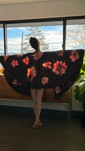 Load image into Gallery viewer, Magic Hibiscus Wrap - SARAROSE
